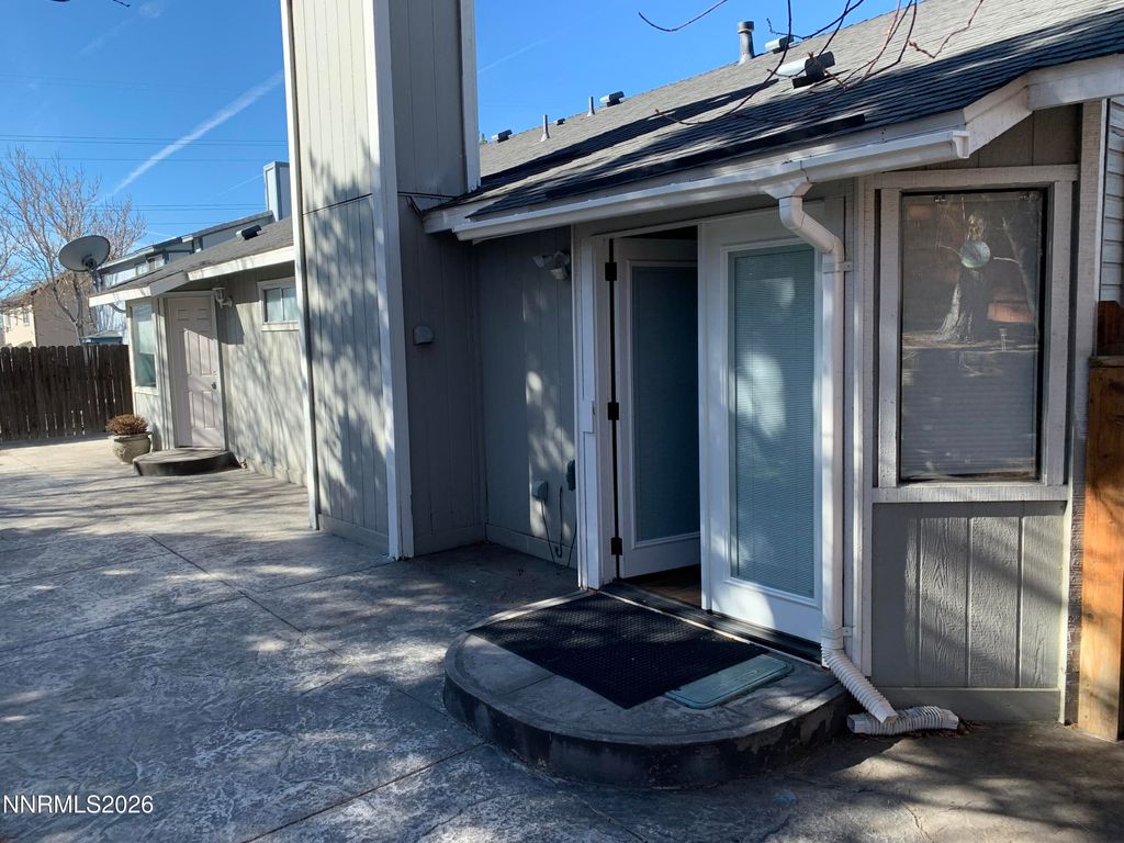 Image 19 of property listing at 1522 Satellite Drive, Sparks, NV 89436