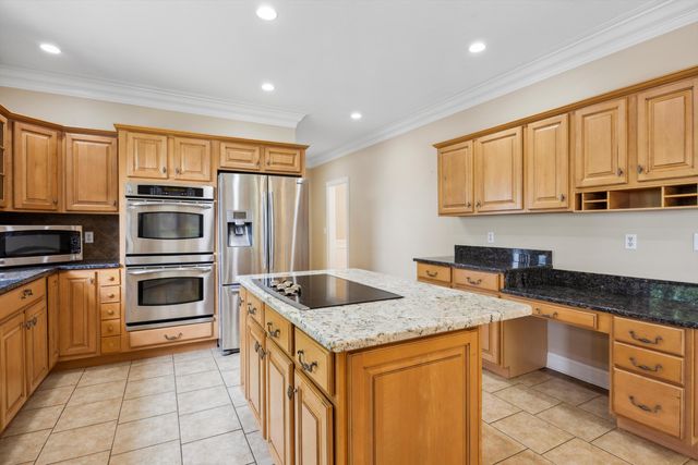 310 Bluffs Road N, South Pittsburg, TN 37380
