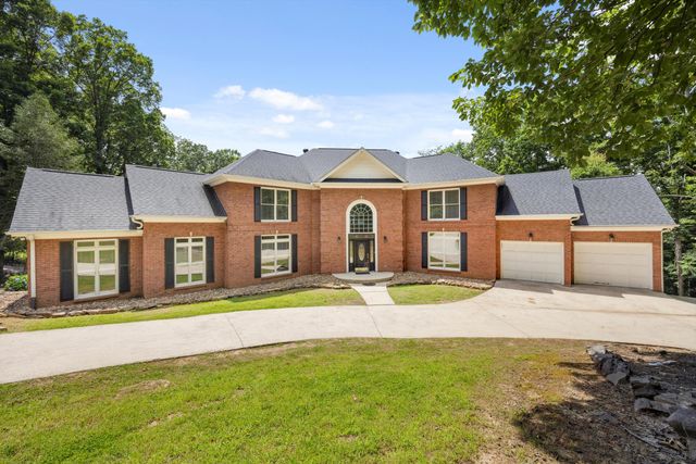310 Bluffs Road N, South Pittsburg, TN 37380
