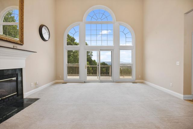 310 Bluffs Road N, South Pittsburg, TN 37380