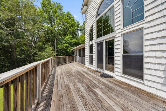 310 Bluffs Road N, South Pittsburg, TN 37380