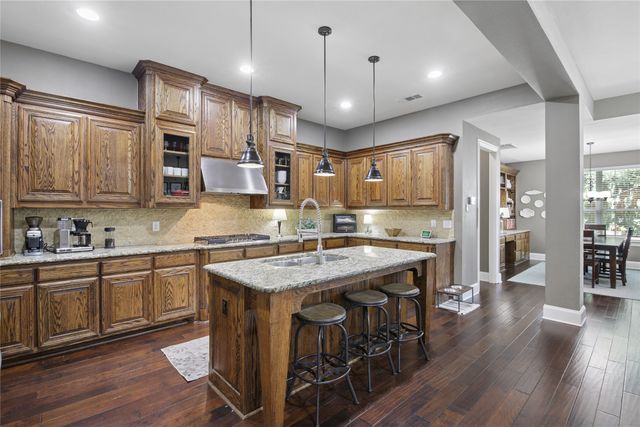 8501 Bayberry Avenue, Lantana, TX 76226