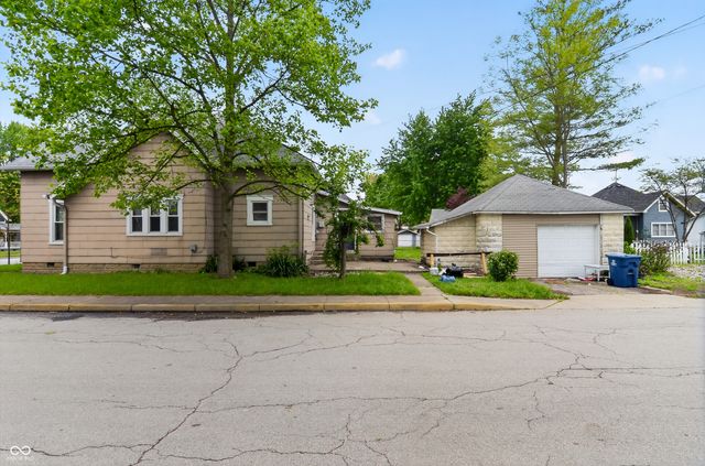 225 S State Street, Greenfield, IN 46140