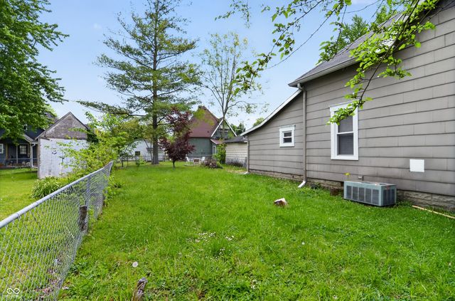 225 S State Street, Greenfield, IN 46140