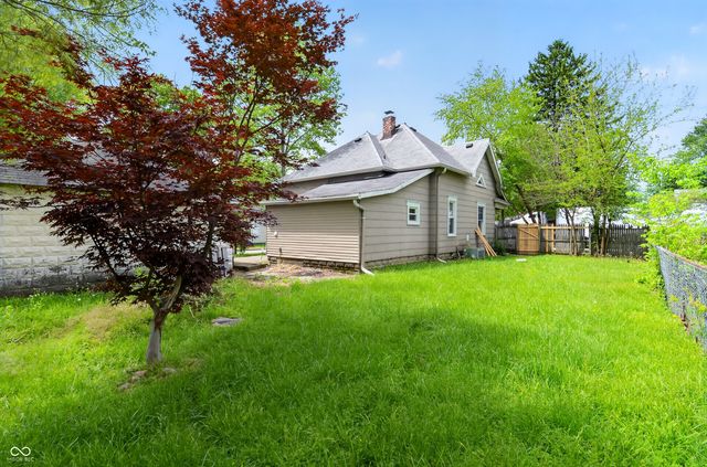 225 S State Street, Greenfield, IN 46140