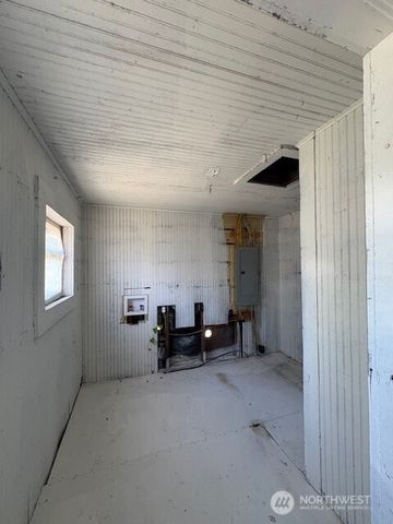 1106 W Chestnut Street, Centralia, WA 98531