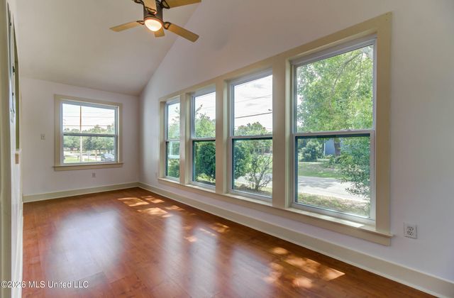 200 E 2nd Street, Long Beach, MS 39560