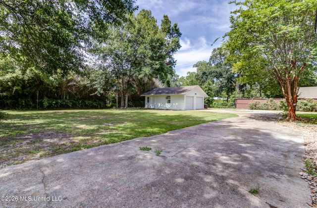 200 E 2nd Street, Long Beach, MS 39560