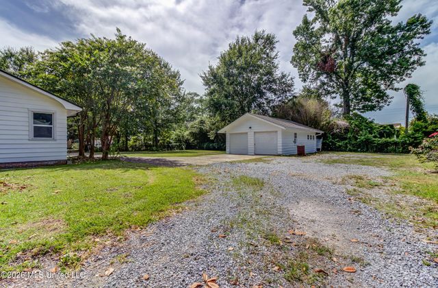 200 E 2nd Street, Long Beach, MS 39560