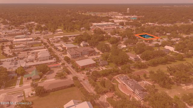 200 E 2nd Street, Long Beach, MS 39560