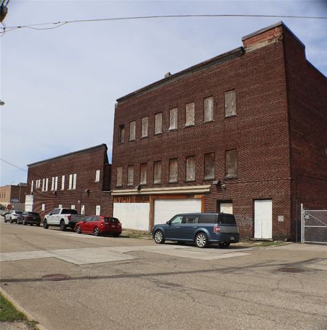 1521 STATE Street, Erie, PA 16501