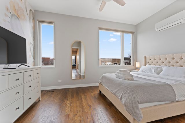 2437 W Jackson Boulevard, Chicago, IL 60612