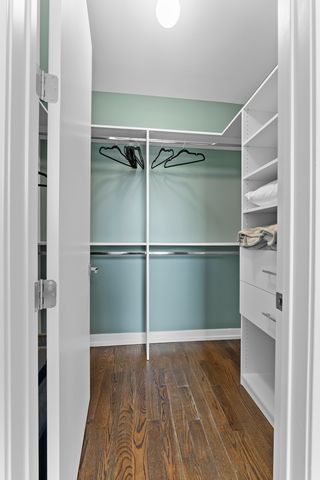 2437 W Jackson Boulevard, Chicago, IL 60612