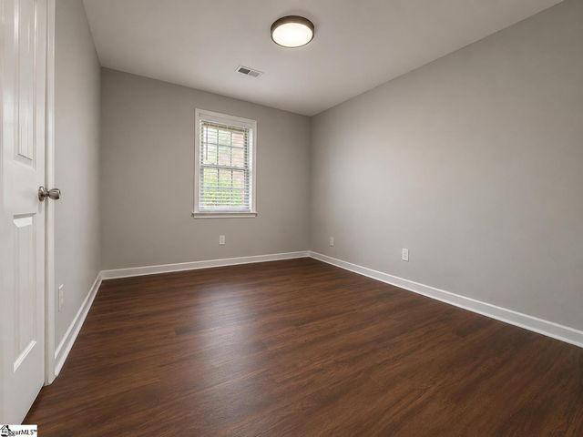 26 Oakwood Drive, Greenville, SC 29609