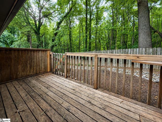 26 Oakwood Drive, Greenville, SC 29609
