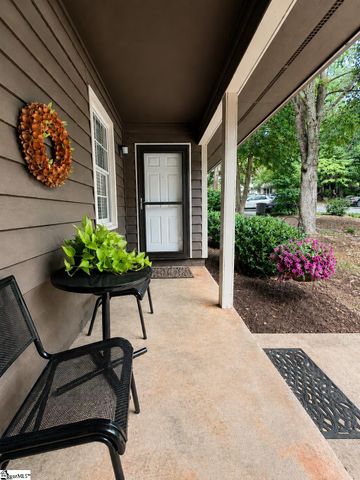 26 Oakwood Drive, Greenville, SC 29609