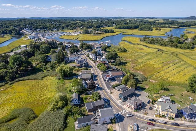 162 Main St, Essex, MA 01929