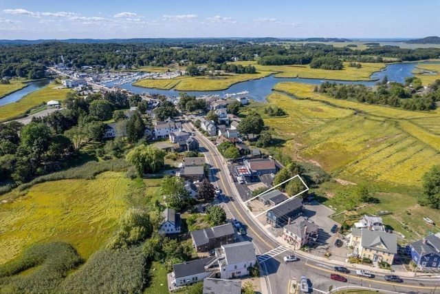 162 Main St, Essex, MA 01929