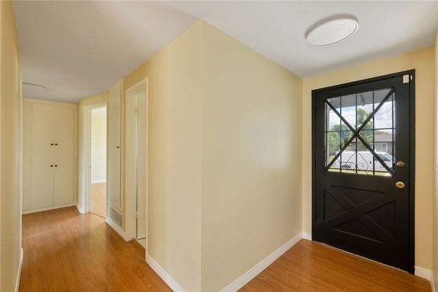 11833 Pounds, Whittier, CA 90604