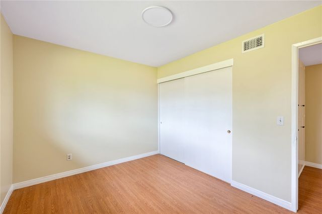 11833 Pounds, Whittier, CA 90604