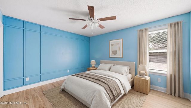 5340 GATHERING OAKS Court E, Jacksonville, FL 32258