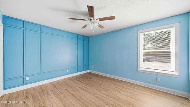 5340 GATHERING OAKS Court E, Jacksonville, FL 32258