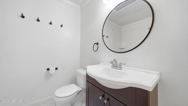 5340 GATHERING OAKS Court E, Jacksonville, FL 32258