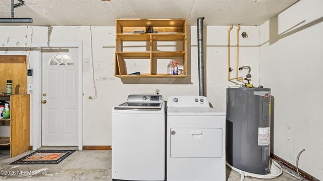 5340 GATHERING OAKS Court E, Jacksonville, FL 32258
