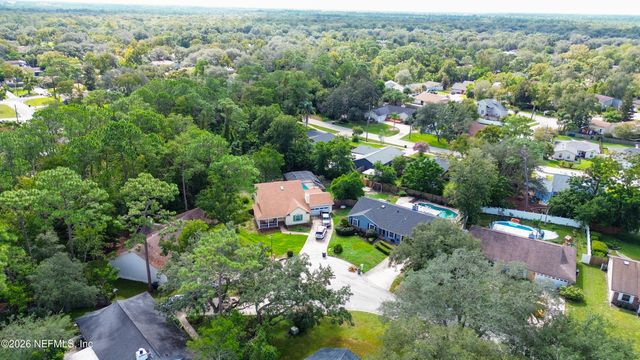 5340 GATHERING OAKS Court E, Jacksonville, FL 32258