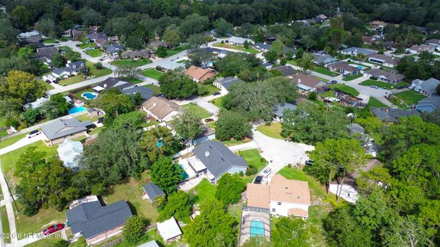 5340 GATHERING OAKS Court E, Jacksonville, FL 32258