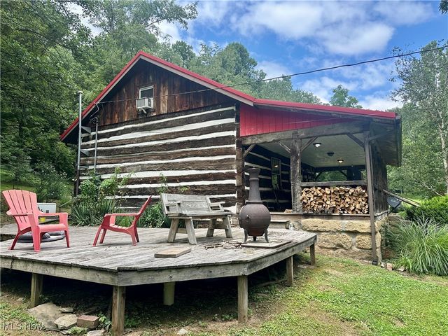 325 N Fork Road, New Matamoras, OH 45767