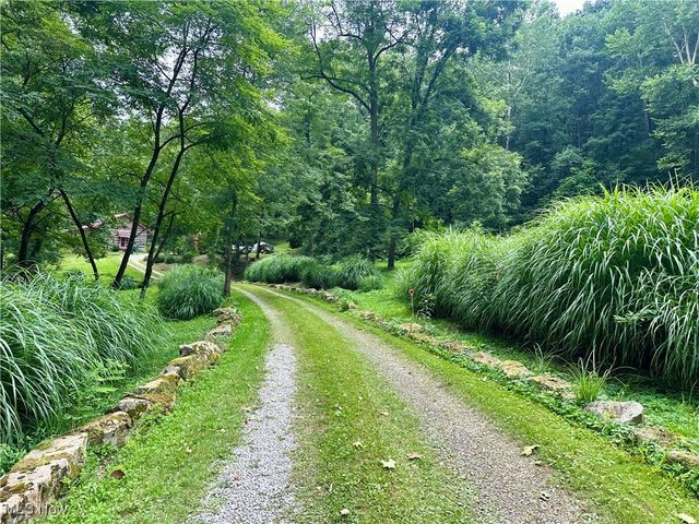 325 N Fork Road, New Matamoras, OH 45767