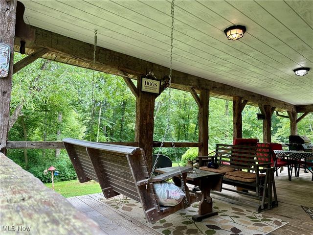 325 N Fork Road, New Matamoras, OH 45767