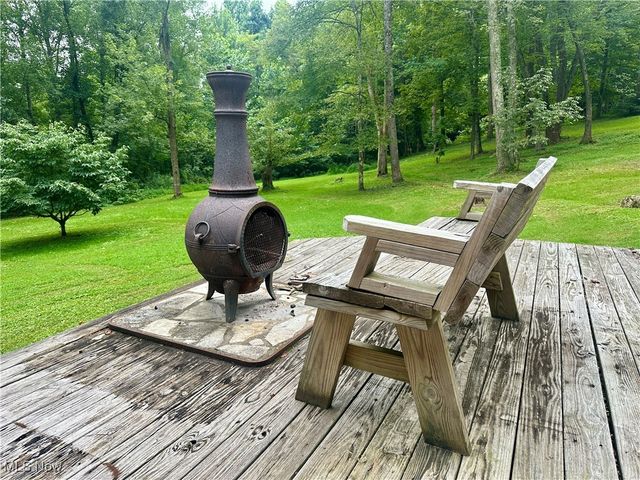 325 N Fork Road, New Matamoras, OH 45767