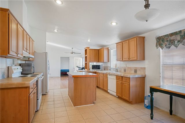 3402 E Antoinette Avenue, Mohave Valley, AZ 86440