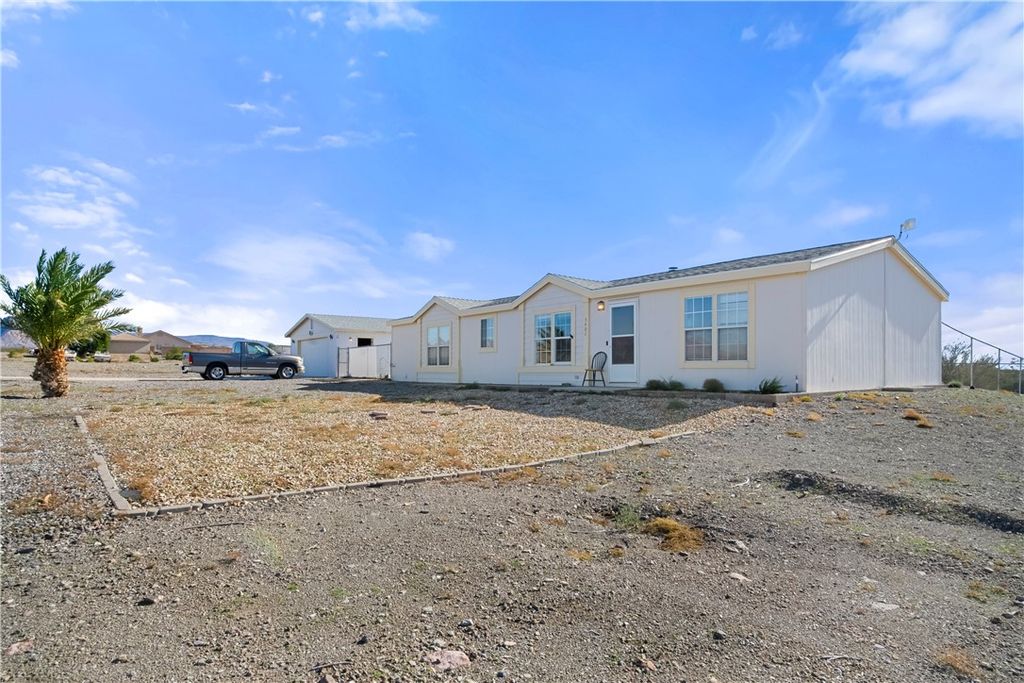 3402 E Antoinette Avenue, Mohave Valley, AZ 86440