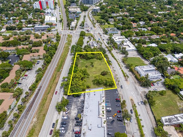 5220 Biscayne, Miami, FL 33137