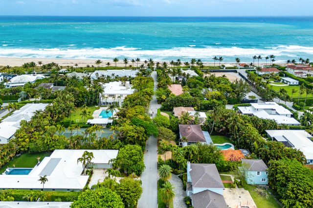210 Merrain Road, Palm Beach, FL 33480