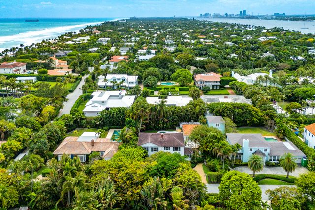 210 Merrain Road, Palm Beach, FL 33480
