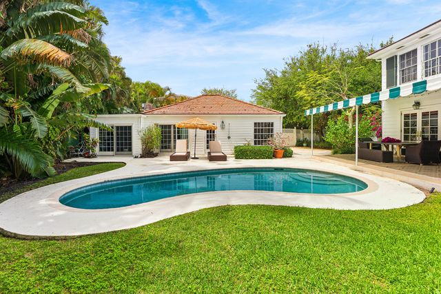 210 Merrain Road, Palm Beach, FL 33480
