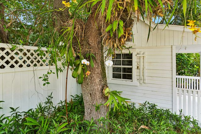 210 Merrain Road, Palm Beach, FL 33480