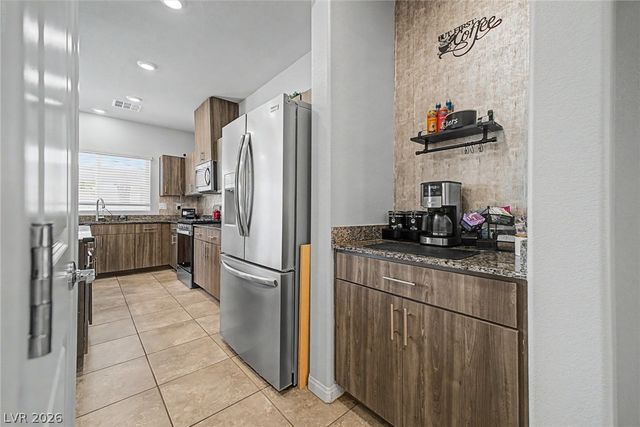 4515 Ginger Hills Avenue, Las Vegas, NV 89141
