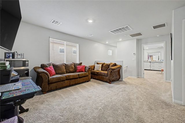 4515 Ginger Hills Avenue, Las Vegas, NV 89141