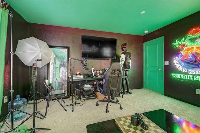 4515 Ginger Hills Avenue, Las Vegas, NV 89141