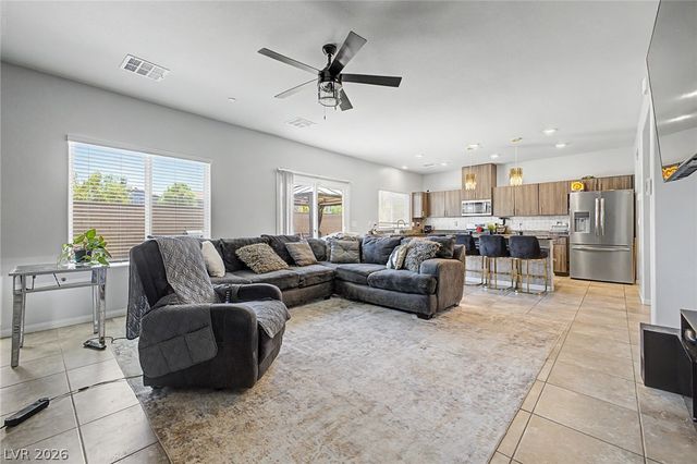 4515 Ginger Hills Avenue, Las Vegas, NV 89141