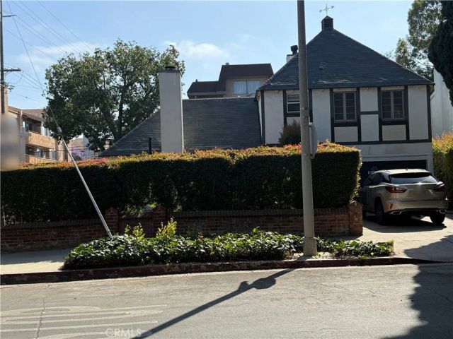 1437 Greenfield Avenue, Los Angeles, CA 90025