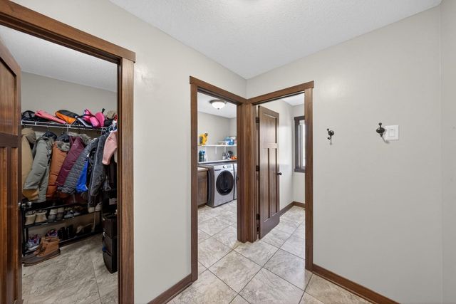 1721 Echo Ridge Street SW, Rochester, MN 55902