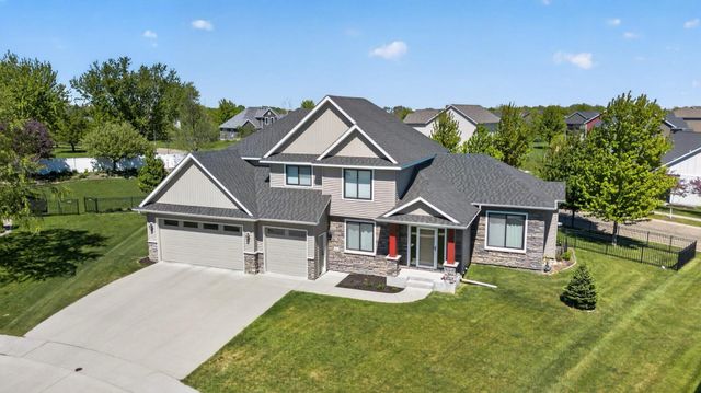 1721 Echo Ridge Street SW, Rochester, MN 55902