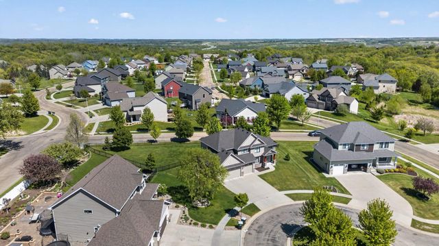 1721 Echo Ridge Street SW, Rochester, MN 55902
