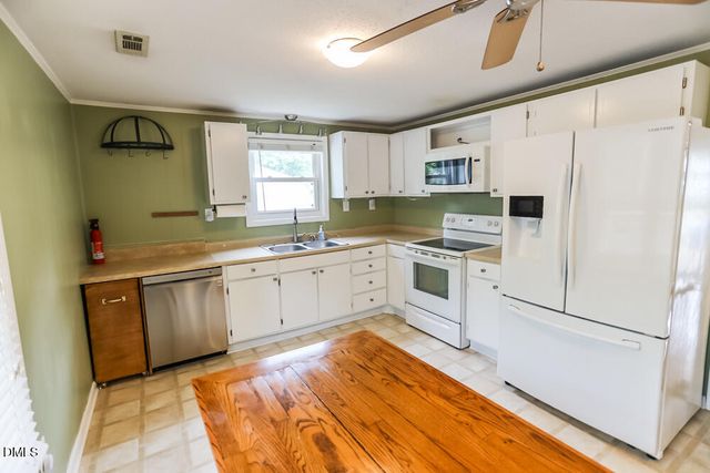 923 Spruce Pine Trail 116, Durham, NC 27705